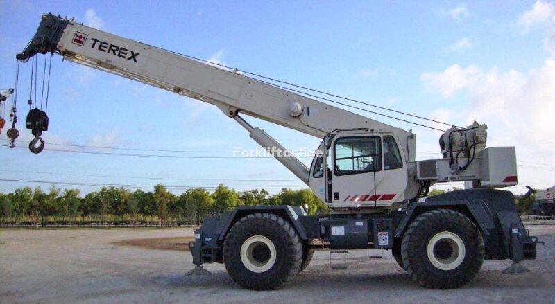 رافعة شوكية لطرق وعرة Terex RT555-1